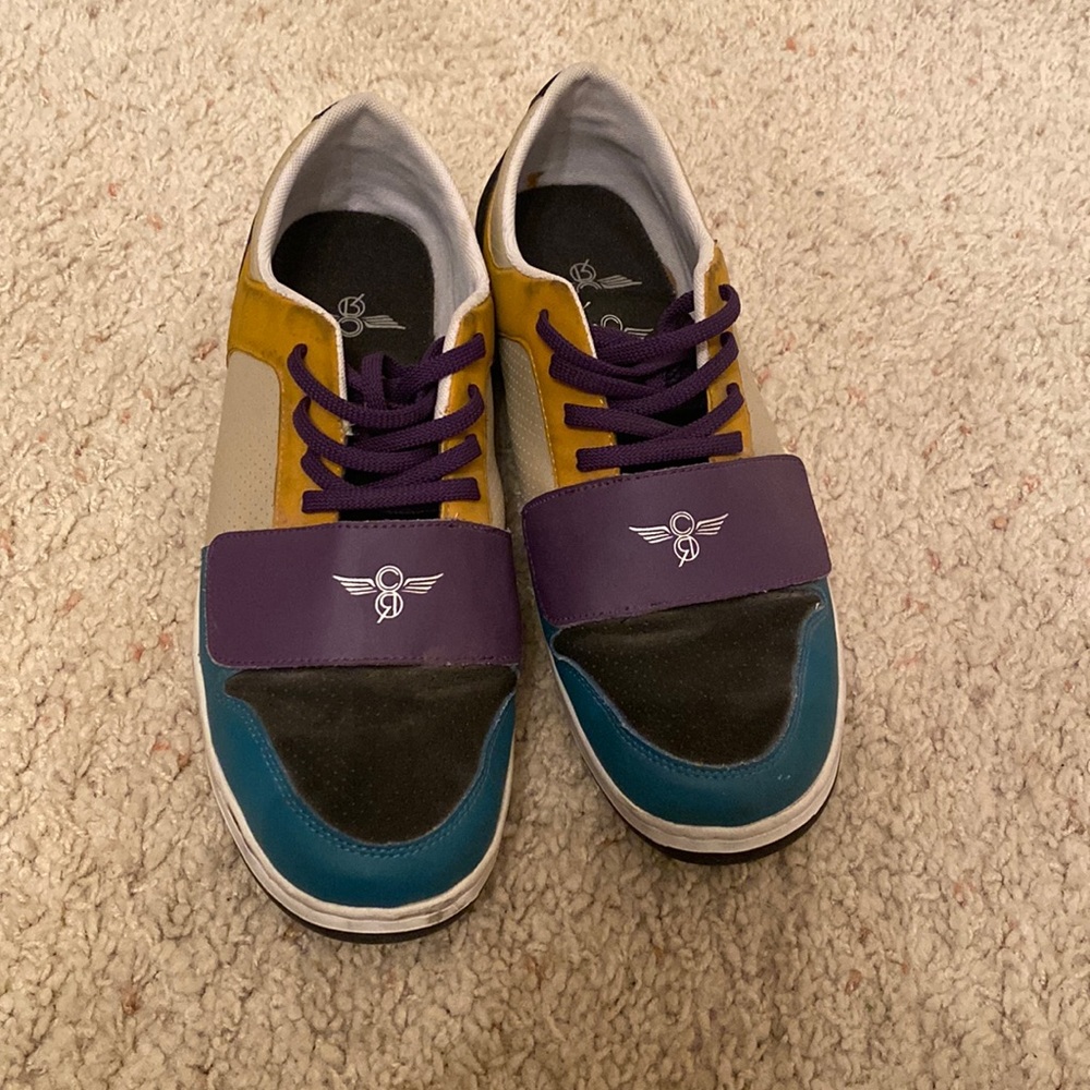 Creative reaction sneakers